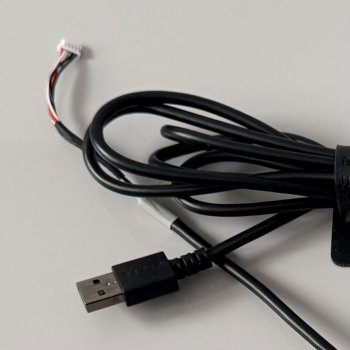 Preview: Razer Ornata V3 X Anschlusskabel